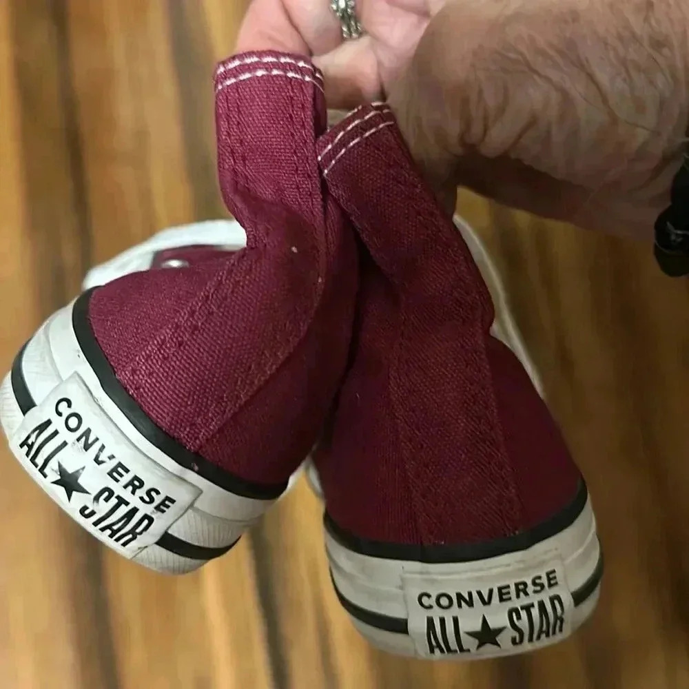 Converse shoe - Picture 4 of 5